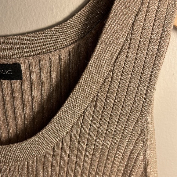 Banana Republic Metallic Scoop Neck Sweater Midi Dress Women’s Tan US Size MP - Picture 5 of 11